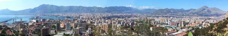 Palermo_panorama_monte_pellegrino